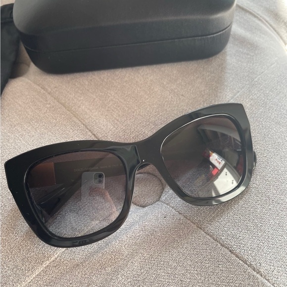 Dolce and Gabbana women’s cat eye sunglasses main image 4